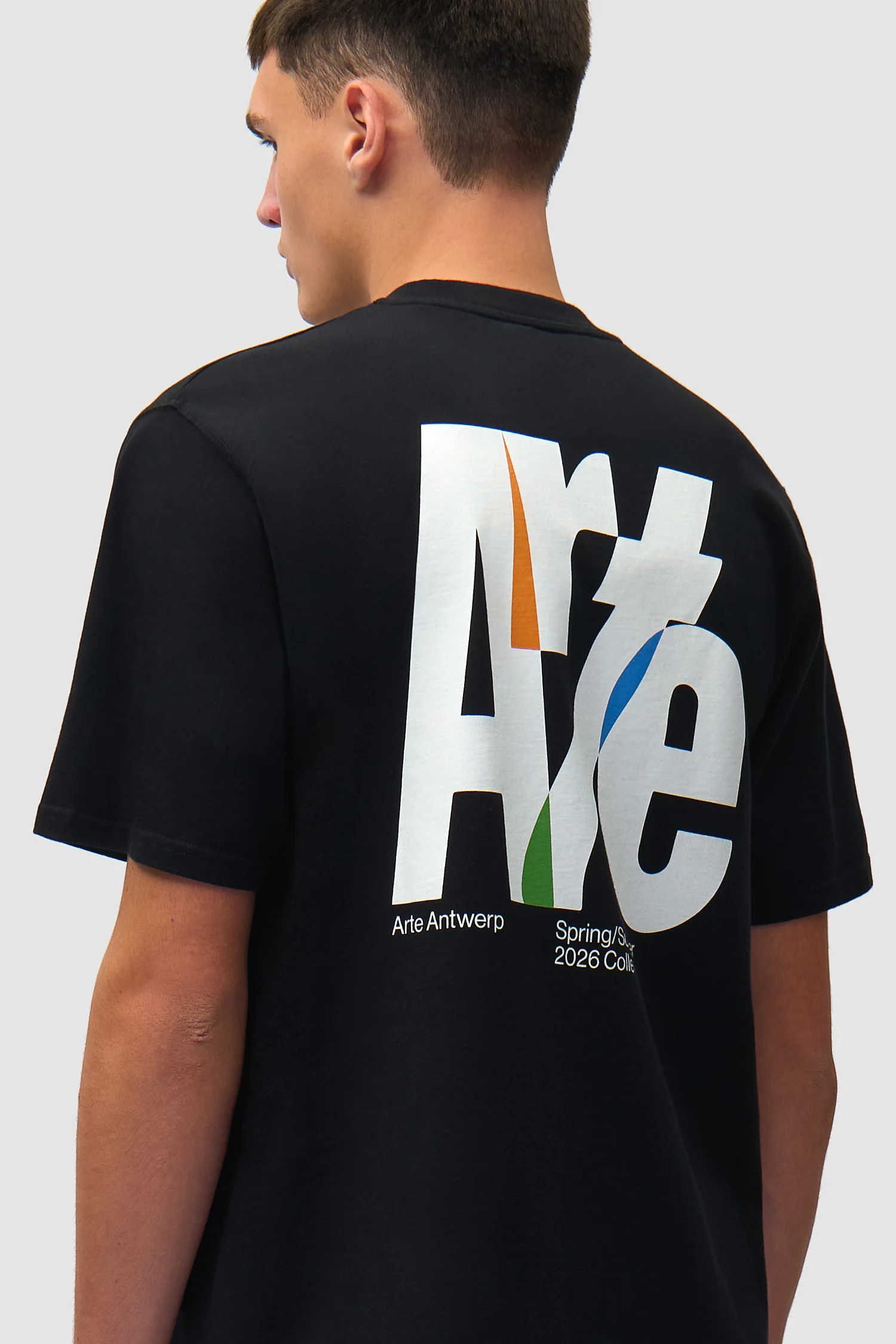 Big Logo Back T-shirt - Black - Image 7