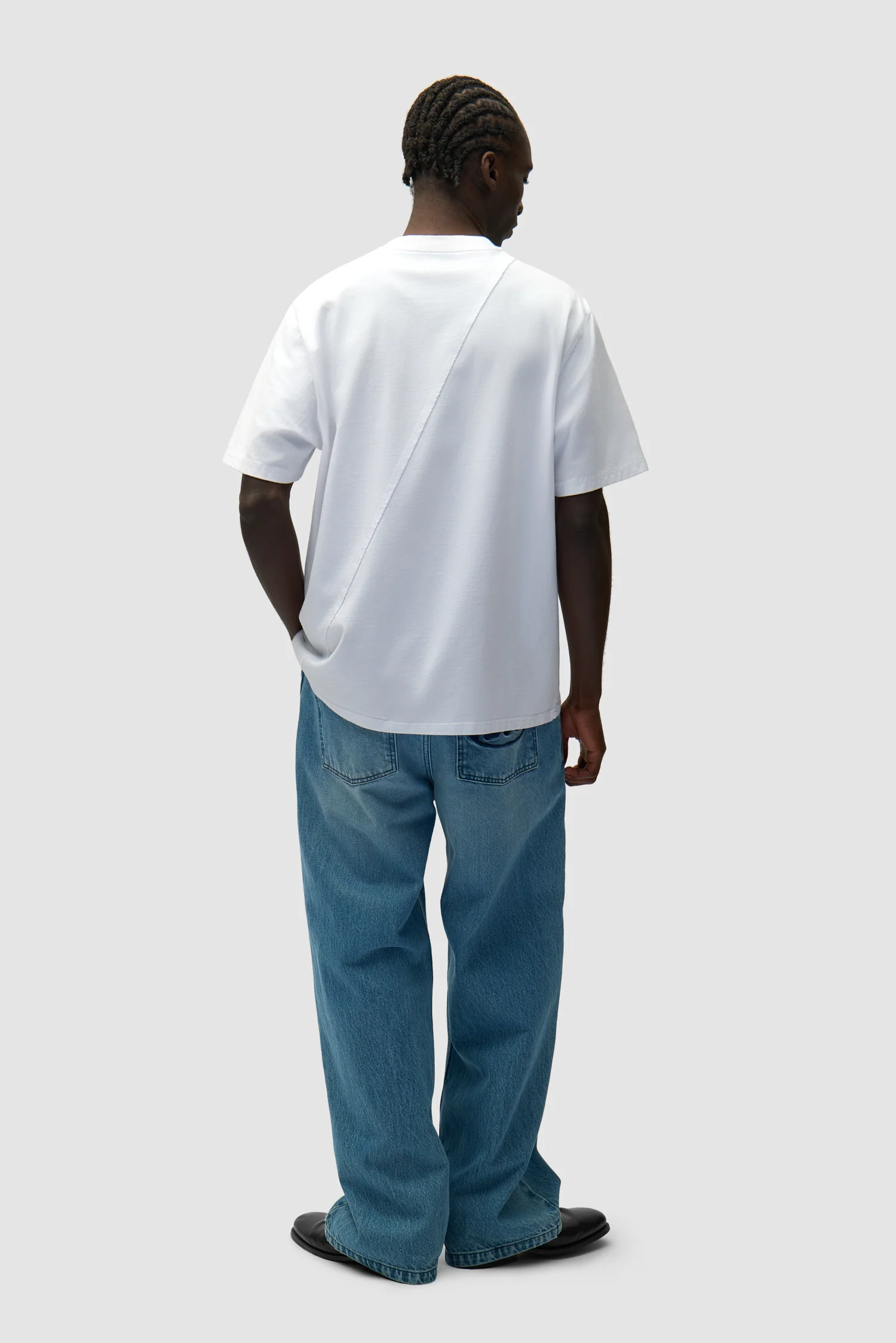 Circle Logo T-shirt - White - Image 6