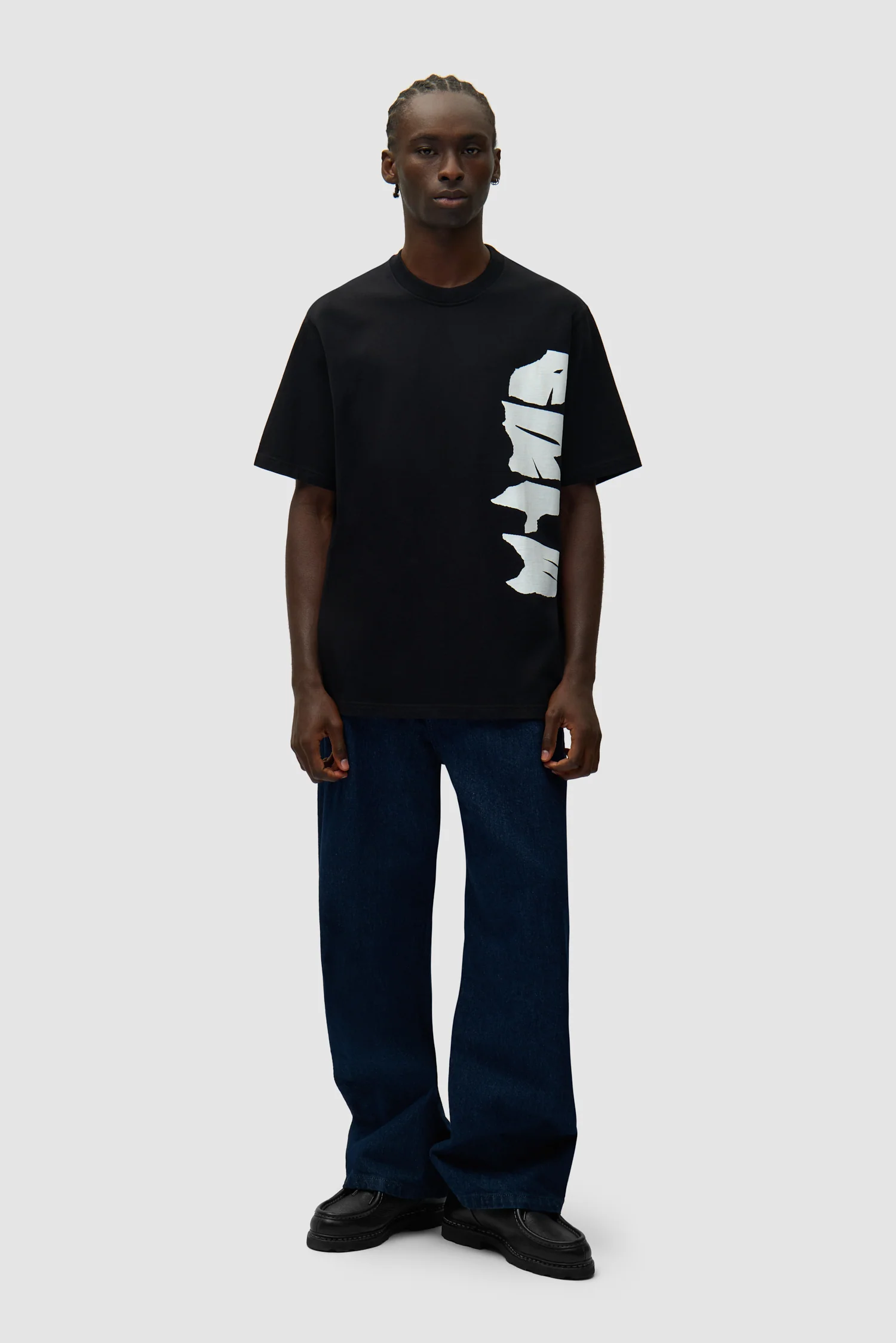 Side Logo T-shirt - Black - Image 4